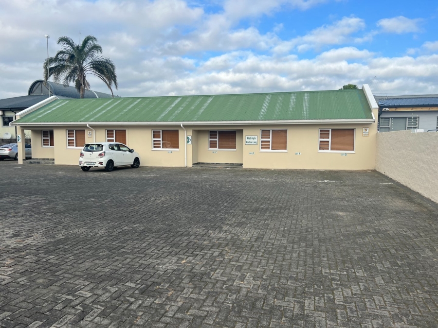 Commercial Property for Sale in Vincent Eastern Cape